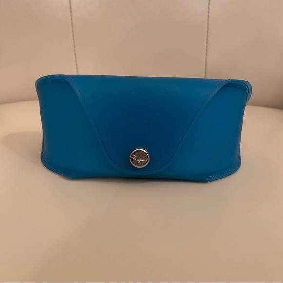 Salvatore Ferragamo Seafoam Designer Sunglasses - Picture 4 of 4